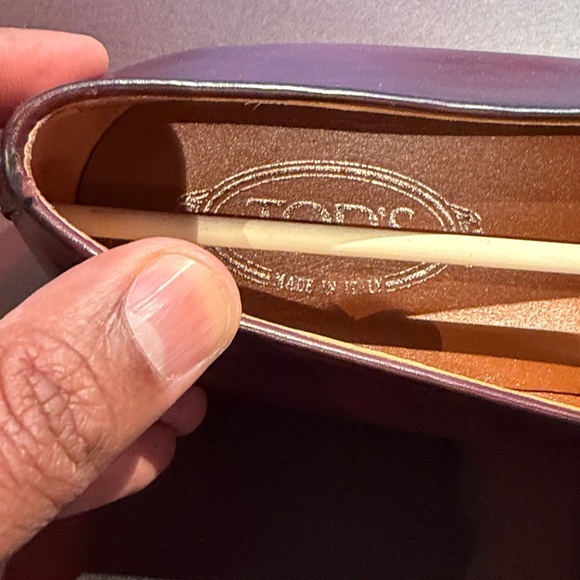 Tod's Burgundy Leather Loafers with Tassels - Picture 2 of 12